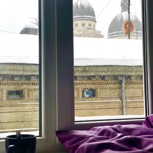 Romantic - центр львова , с видом на Львов